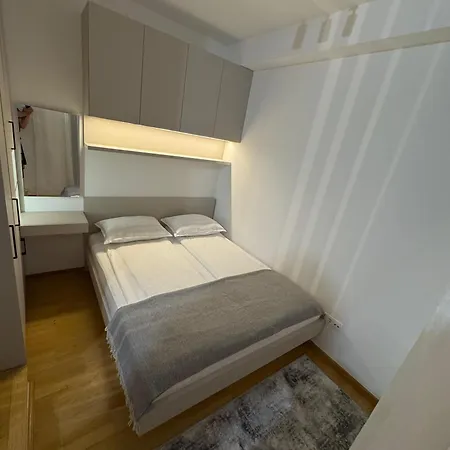 Luxury Prime With Parking Apartment Sarajevo